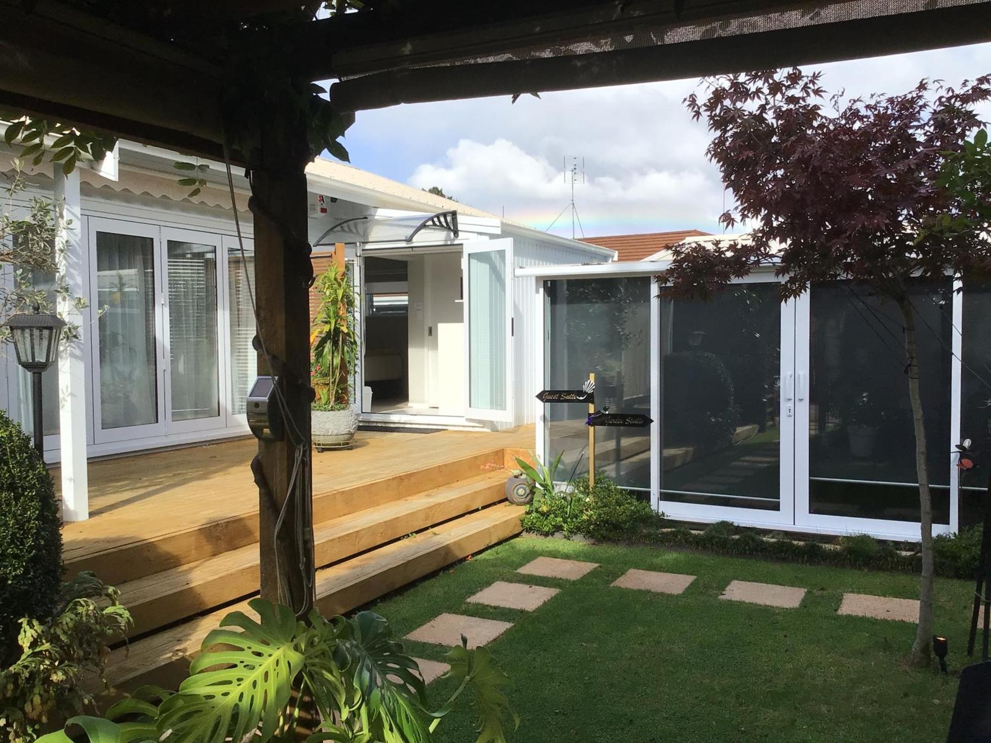 Secret Garden Guest Apartment *