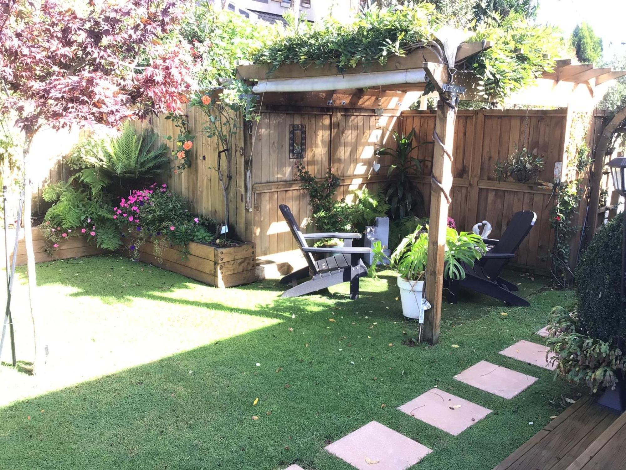 Secret Garden Guest *